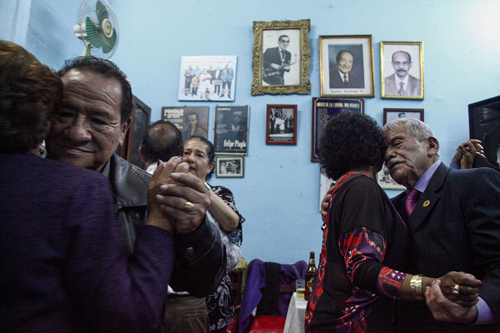 Crónica de una nostalgia en tiempo de vals